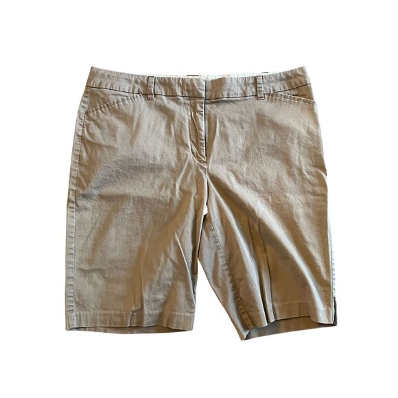 VINTAGE Y2K Covington Women's 14 Khaki Flat Front Chino Walking Shorts stretch - Picture 1 of 6